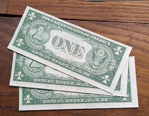 (3) Consecutive UNC 1935-E $1 Silver Certificates
