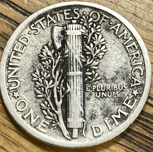 1919 mercury dime in  VERY FINE condition