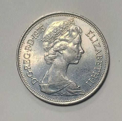 1975 Great Britain New Pence BU KM-912