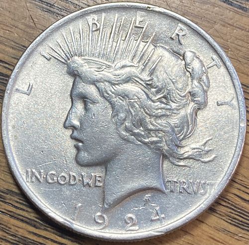 1924 peace dollar in EXTREMELY FINE condition