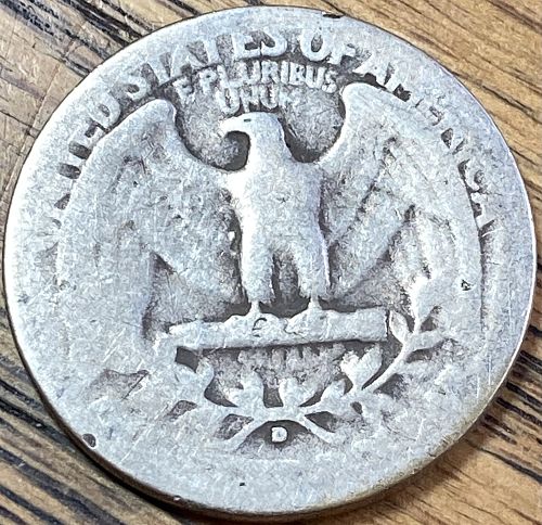 1935D Washington quarter ALMOST GOOD condition