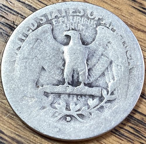 1935D Washington quarter ALMOST GOOD condition