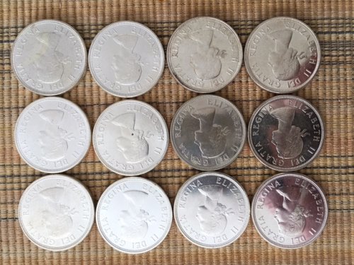 LOT OF CANADIAN SILVER DOLLARS