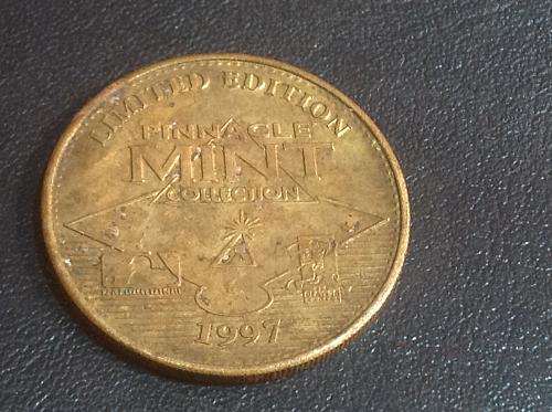 1997 Derek Jeter limited edition