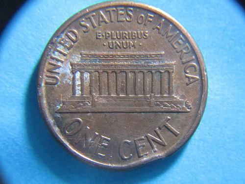 1989 Lincoln Memorial Penny with Lamination Flaws (on rim)