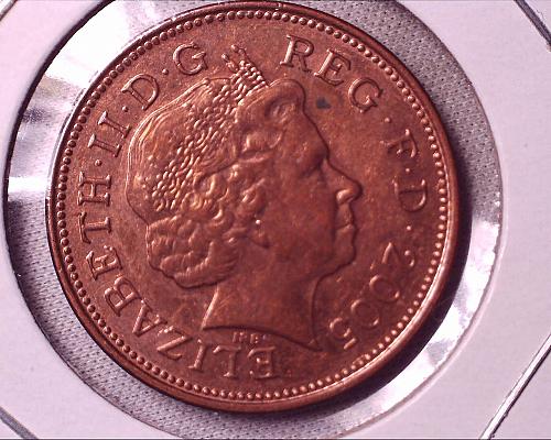 Vintage 2005 Great Britain Two Pence Coin