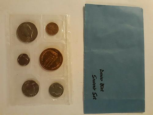 1977 US MINT DENVER SOUVENIR UNCIRCULATED COIN SET