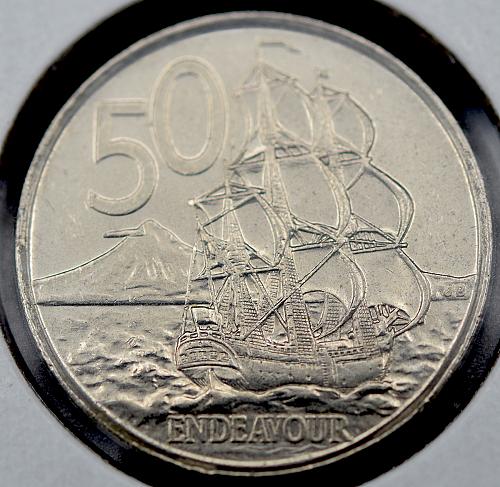 2006 New Zealand 50 Cent coin UNC.  V1P2R4