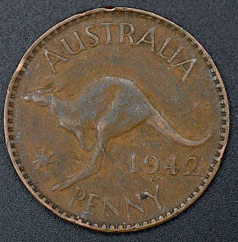 1942 K.G. Australian Penny Y, 97% copper. 4 photo's  V1P3R4