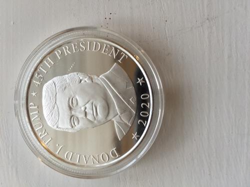 2020 PRESIDENT DONALD TRUMP SILVER ROUND