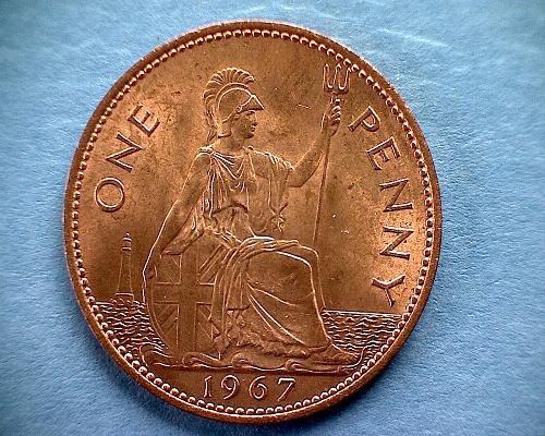 1967 GREAT BRITAIN QUEEN ELIZABETH 11  PENNY