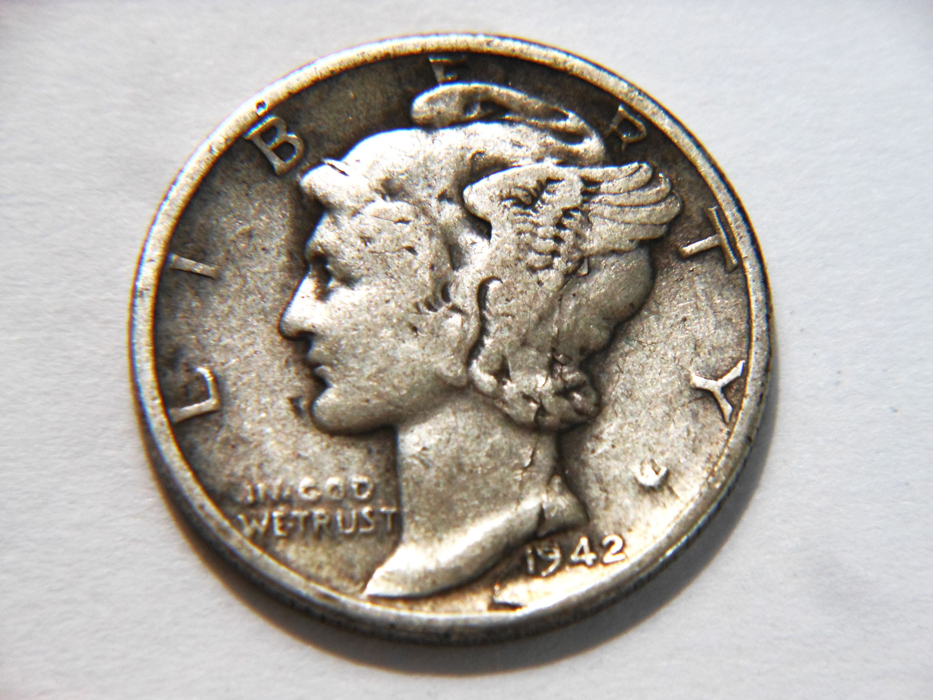 RARE* 1942-P Silver Mercury Dime with *Lamination Error* - For