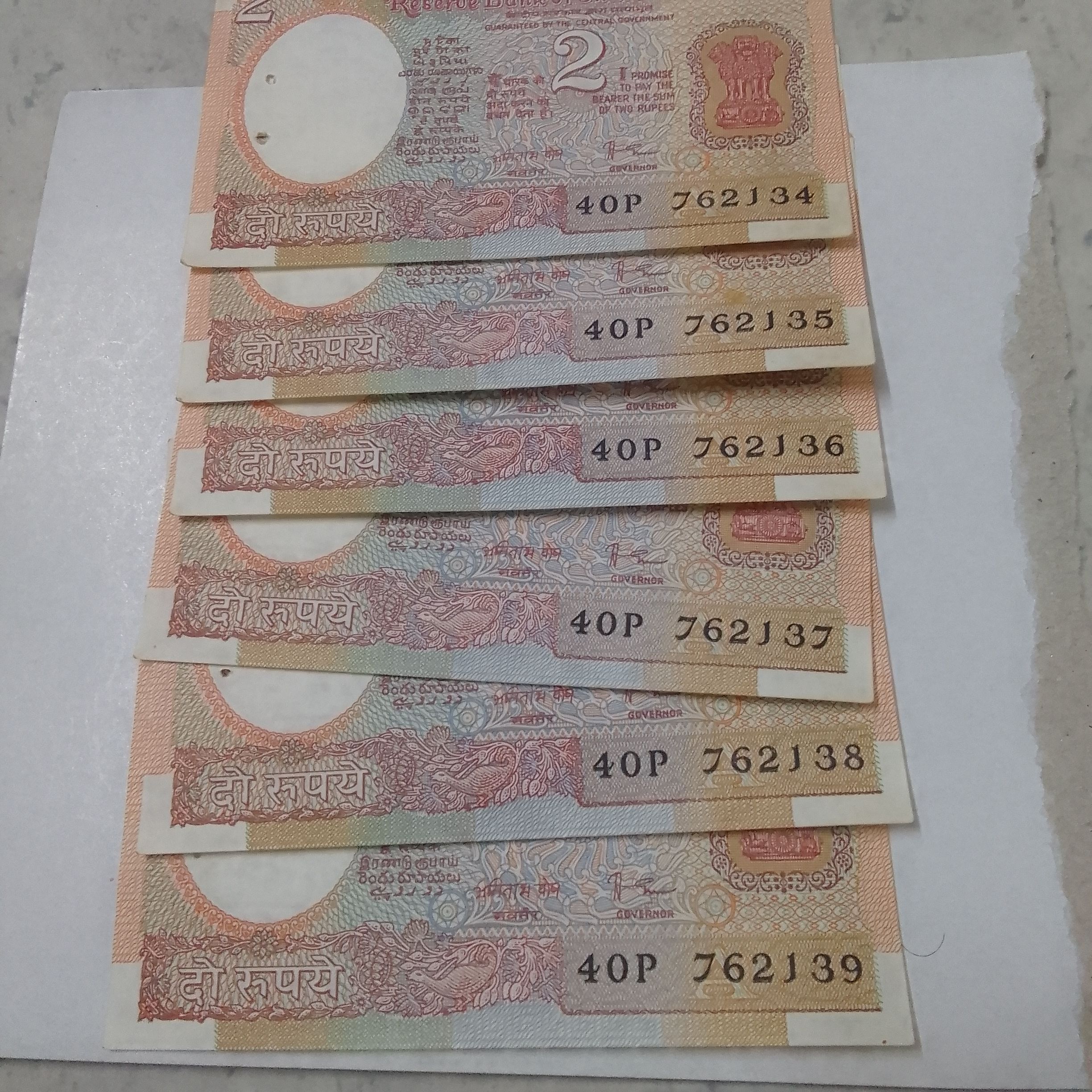 INDIA EF..2 RUPEE..6 NOTES..see pictures.. RARE AMITABH GHOSE SIGN ...