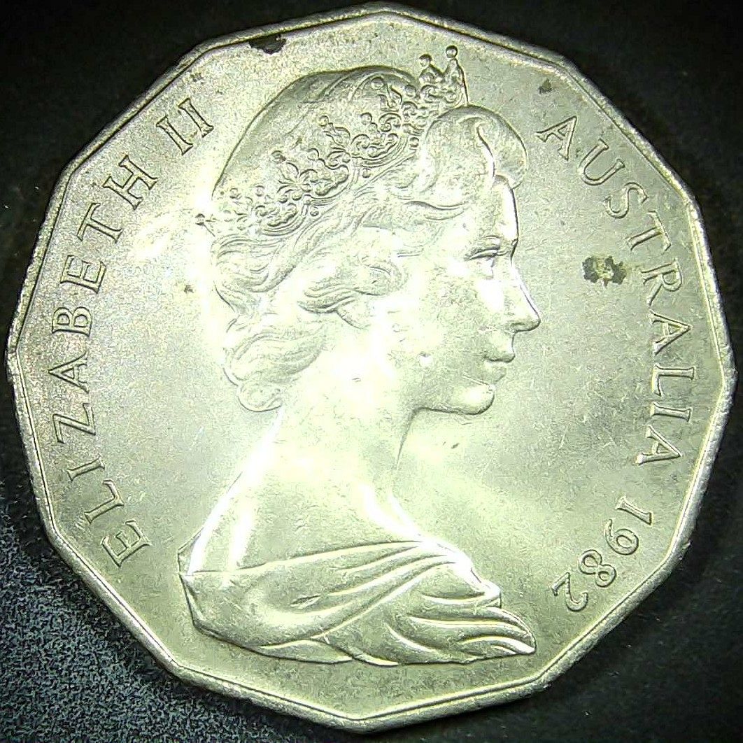 1982 Australia 50 Cents Coin KM# 74 XII Commonwealth Games