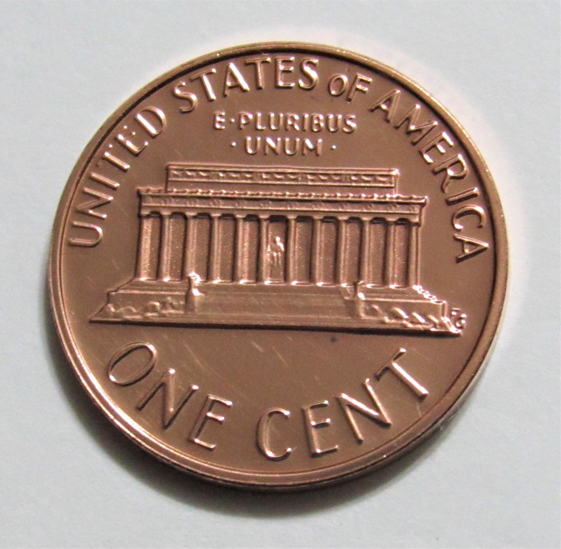 Mint Issued U.S 1977-S Lincoln Cent Proof